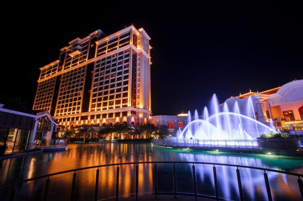 THE GRAND HOTRAM